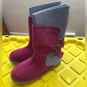 Sorel woman’s fleece boots size 7 woman’s